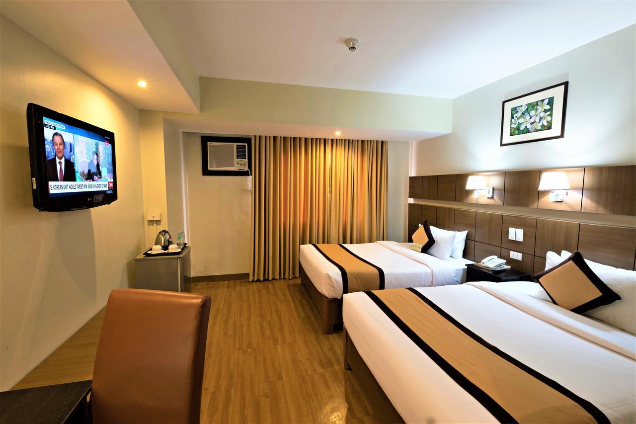 The Pinnacle Hotel And Suites Davao City Exterior foto
